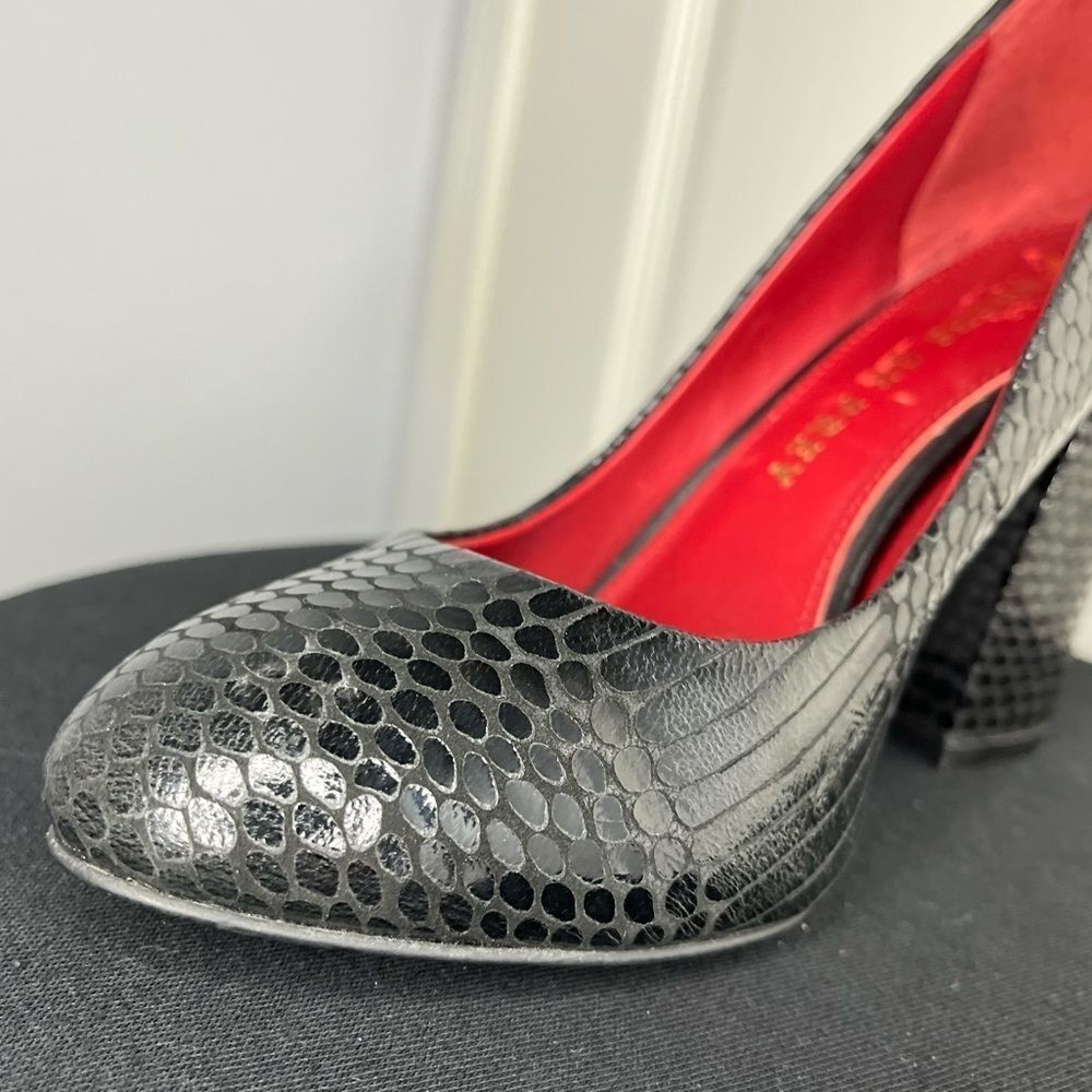 Shoes of Prey Snakeskin Heels​​​ - Picture 7 of 10